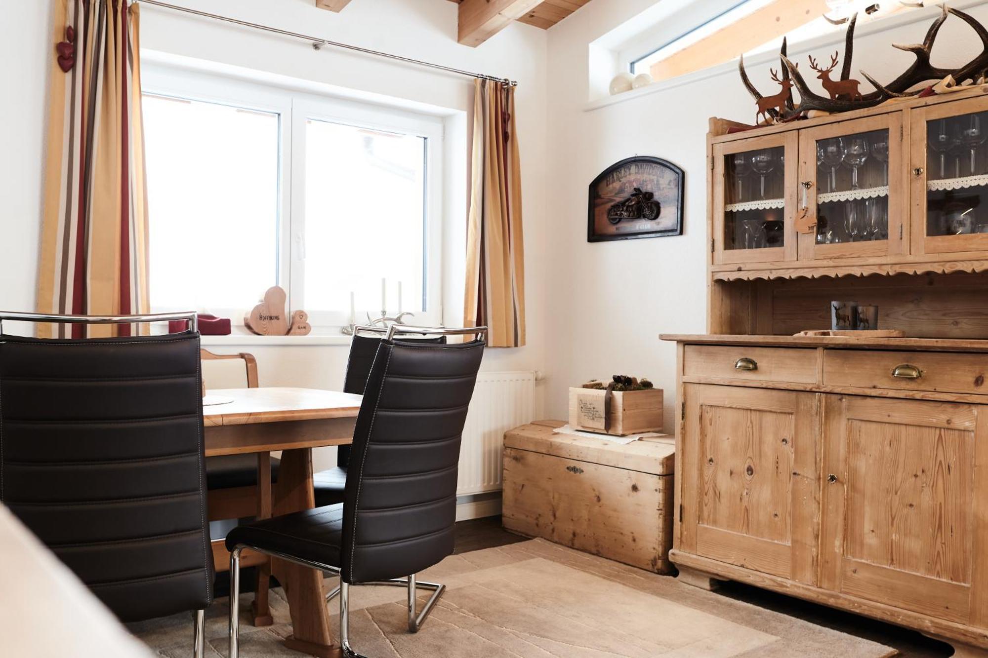 Haus Sepp Gruber Hotel Sankt Anton am Arlberg Bilik gambar